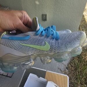 Size 7.5 Women's - Nike VaporMax 3 Rare - Pure Platinum Baltic Blue